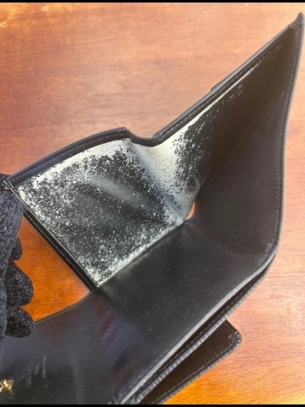 Black Louis Vuitton Epi bifold wallet